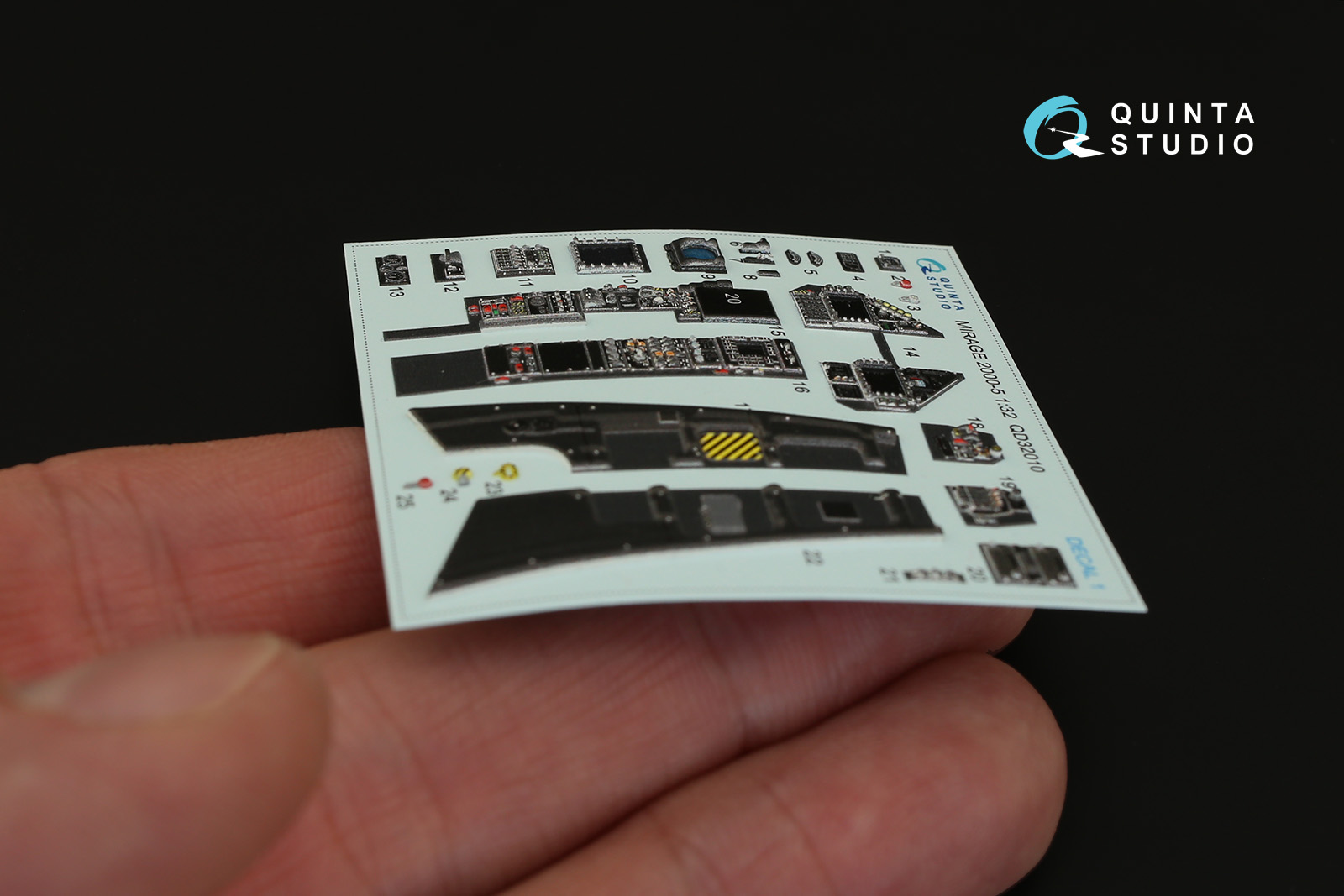 QD32010 1/32 3D Декаль интерьера кабины Mirage 2000-5 (для модели Kitty Hawk) Quinta Studio