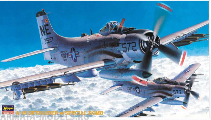 51464 Cамолет A-1H SKYRAIDER U.S. NAVY w/Special Bomb (HASEGAWA) 1/72 Hasegawa