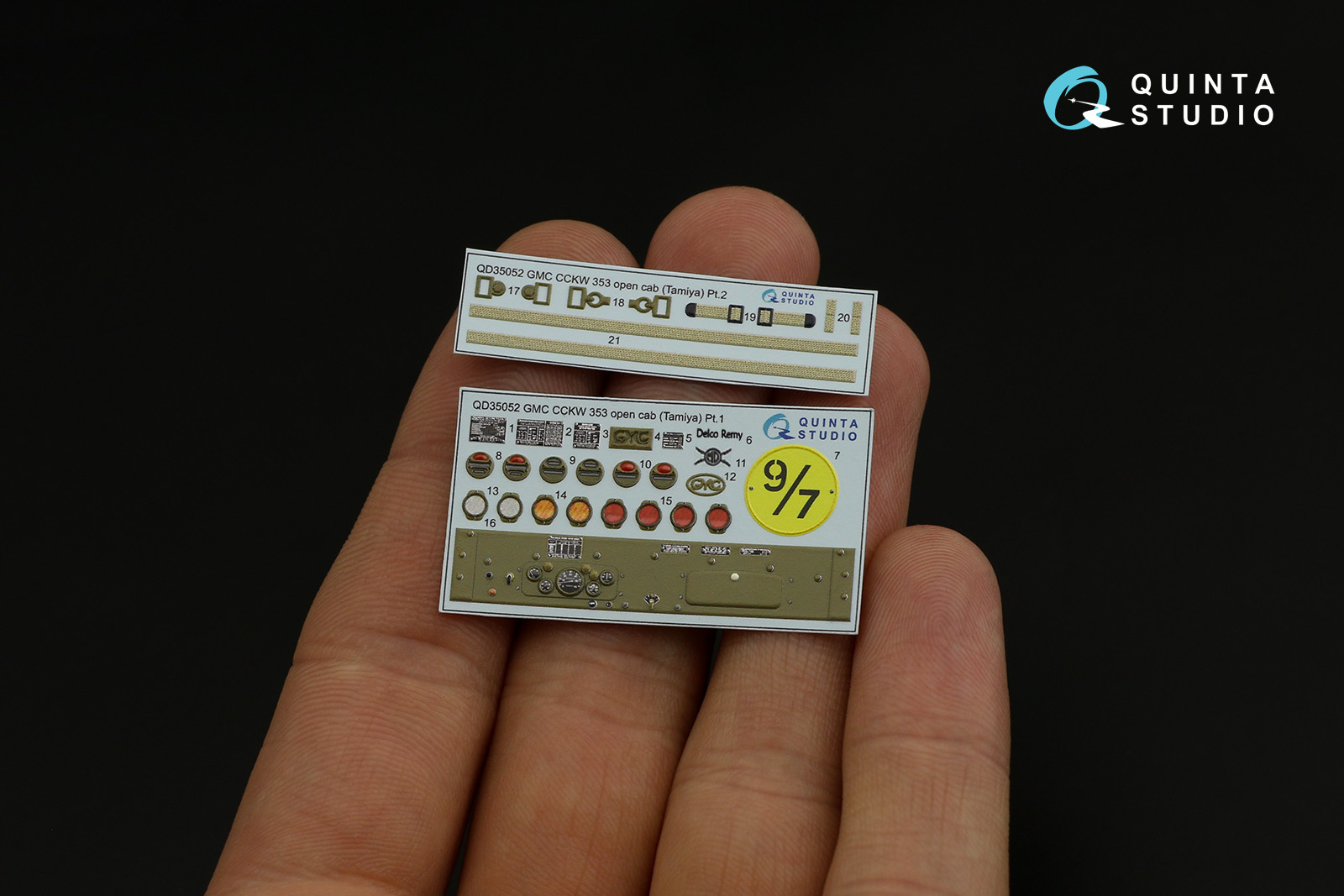 QD35052 3D Декаль интерьера кабины GMC CCKW 353 (open cab) (Tamiya)