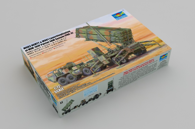 07157P Армейский тягач M983 HEMTT с П/У M901 MIM-104F Patriot Trumpeter