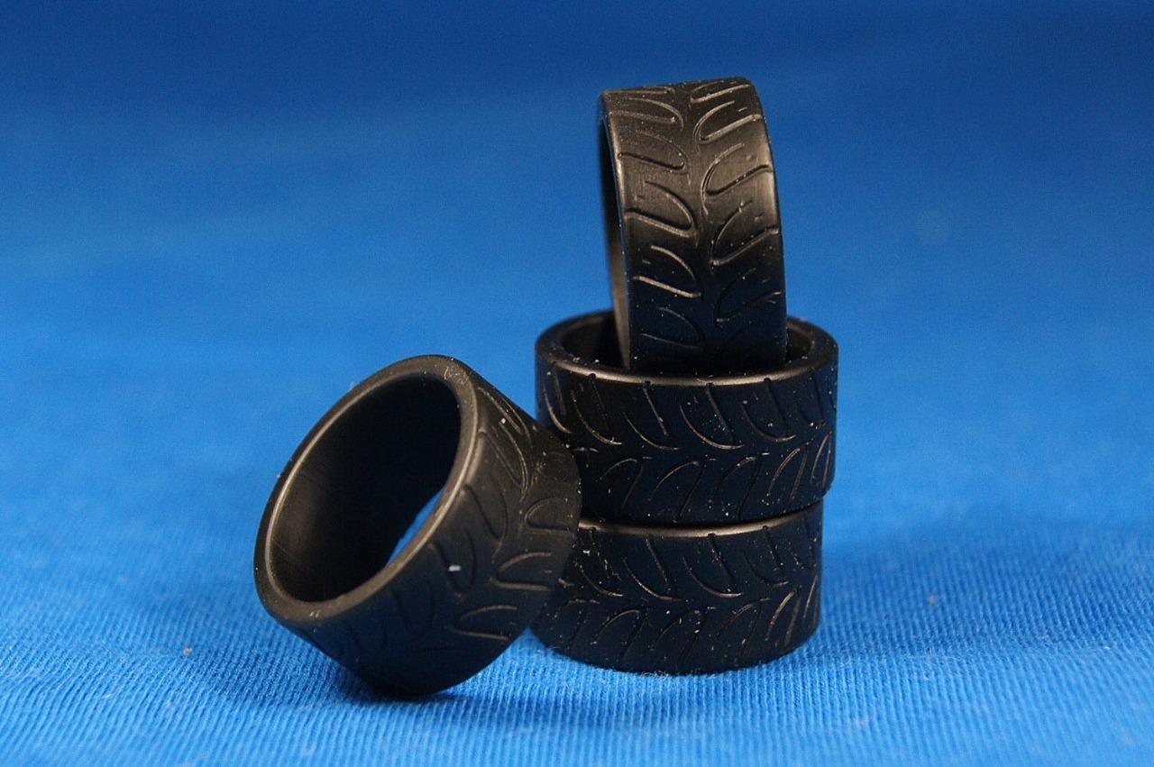 YS24-016 ШИНЫ 18-20 inches Hankook Ventus TD Z221 YourScale