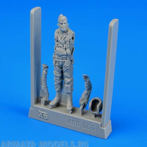 480065AERO  Фигура USAF Fighter Pilot Vietnam War 1960-75 1/48 AEROBONUS