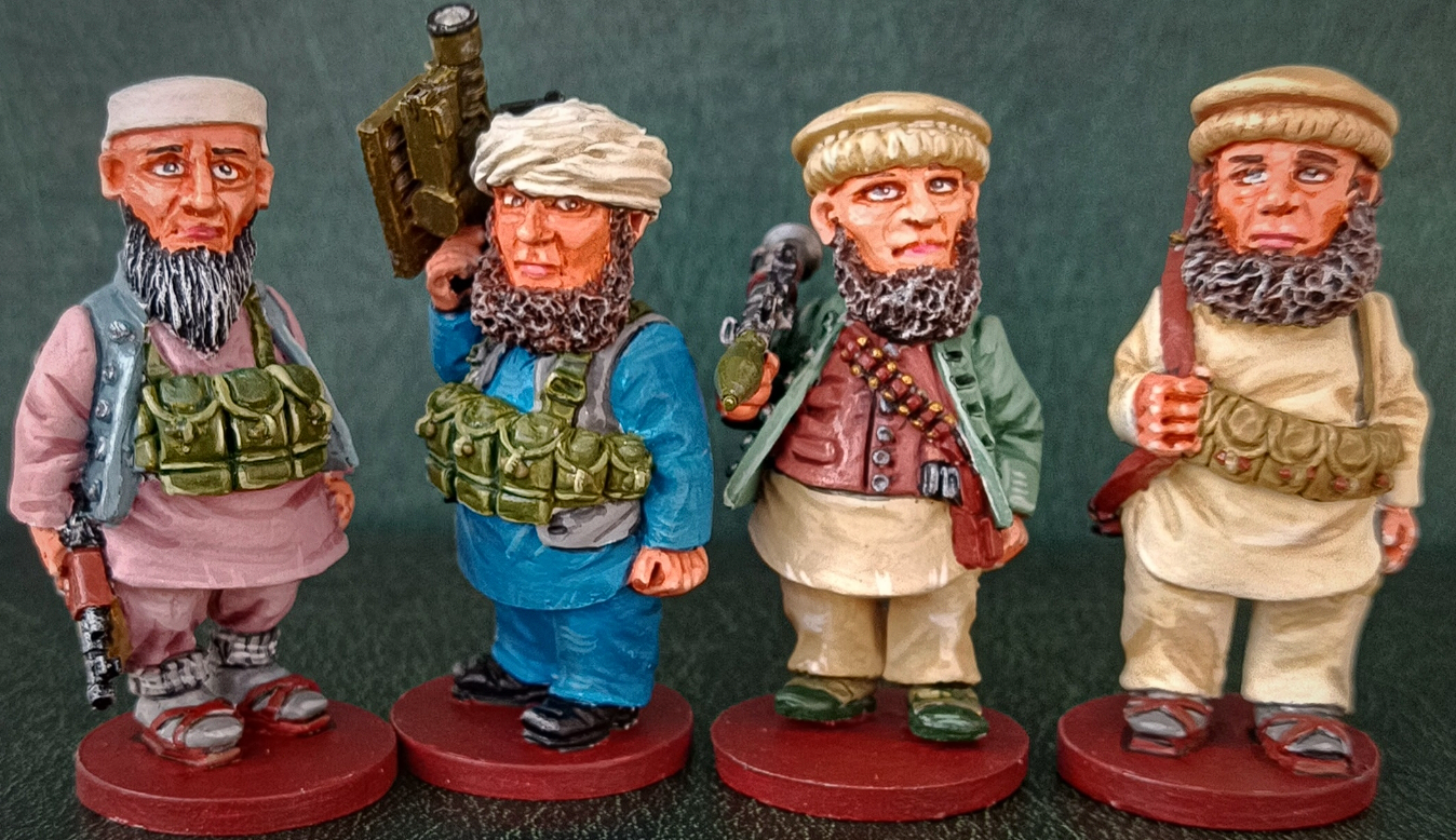 CHM-50.15. Шаржевая миниатюра. Афганские моджахеды, 1979-92 гг. В комплекте 4 фигуры. 50 мм. Материал - смола. Chronos Miniatures