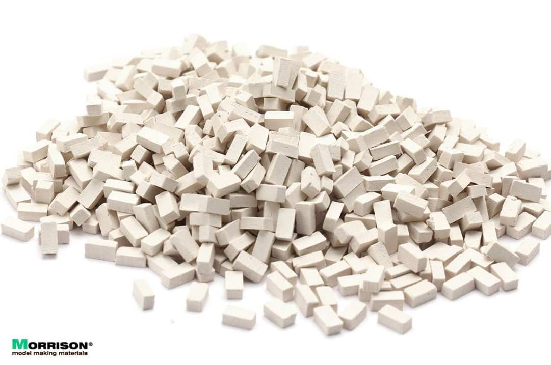 023mbb43  Мини кирпичики для диорам белые М 1:43 (500 шт.)