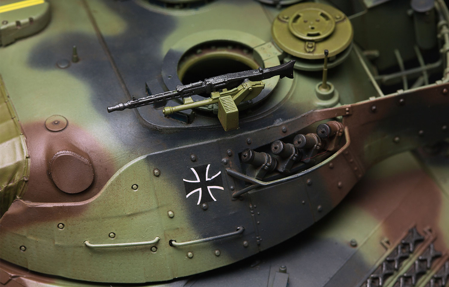 TS-015 German main battle tank LEOPARD 1 A5 1/35 Meng