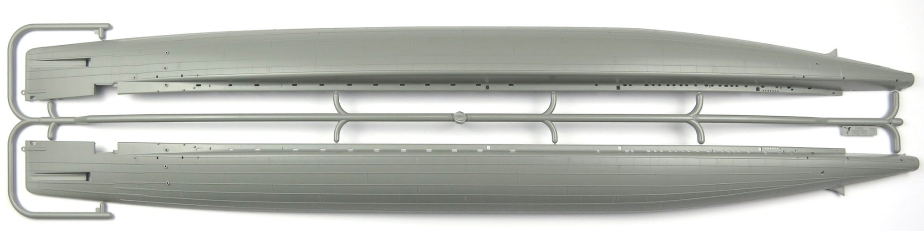 DW72001 Немецкая подводная лодка времен ВМВ 1/72 S.M. U-Boot 9 Das Werk