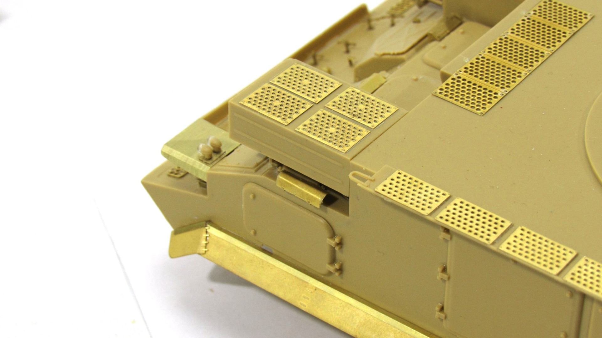 MD 035403 Набор фототравления профнастилов и сеток на 9К330 ТОР (PANDA)