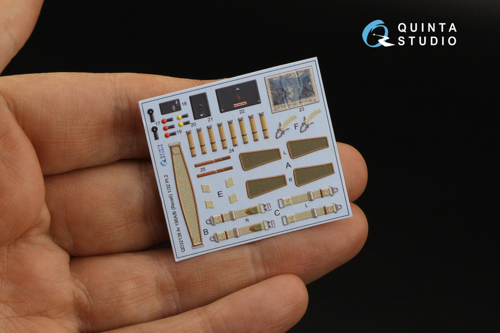 QD32138 3D Декаль интерьера кабины Ar 196A/B (Revell)