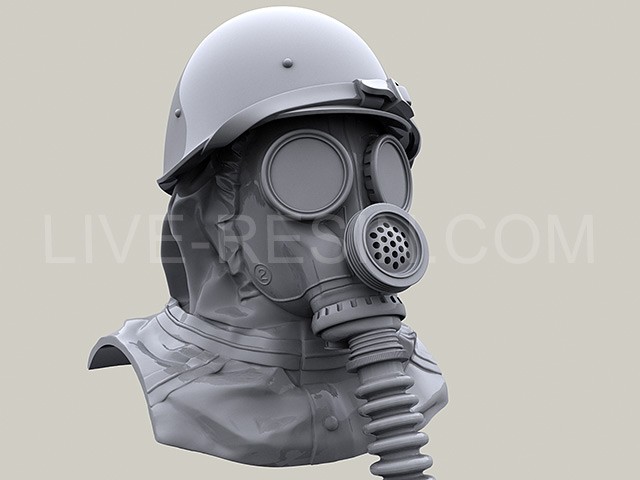 LRE35272 Российский армейский противогаз ПМГ-2 с фильтром ЕО-16, длинной трубкой, капюшоном ОЗК и шлемом СШ-40.