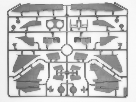 72173 МиГ-25РБ, Советский самолет-разведчик ICM